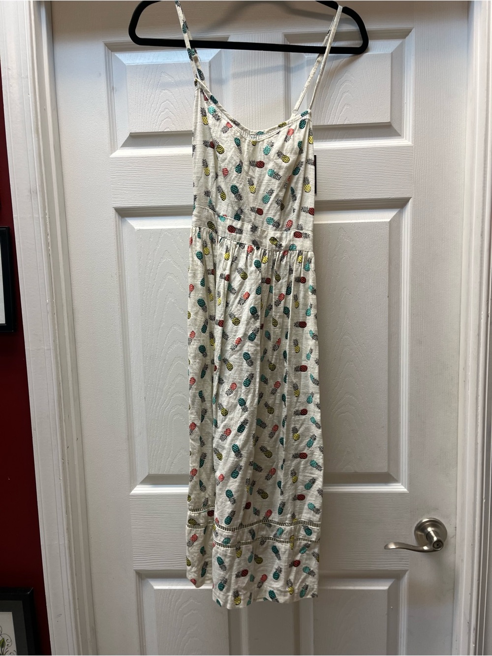 Women’s White Spaghetti-Strap Pineapple Print Dress